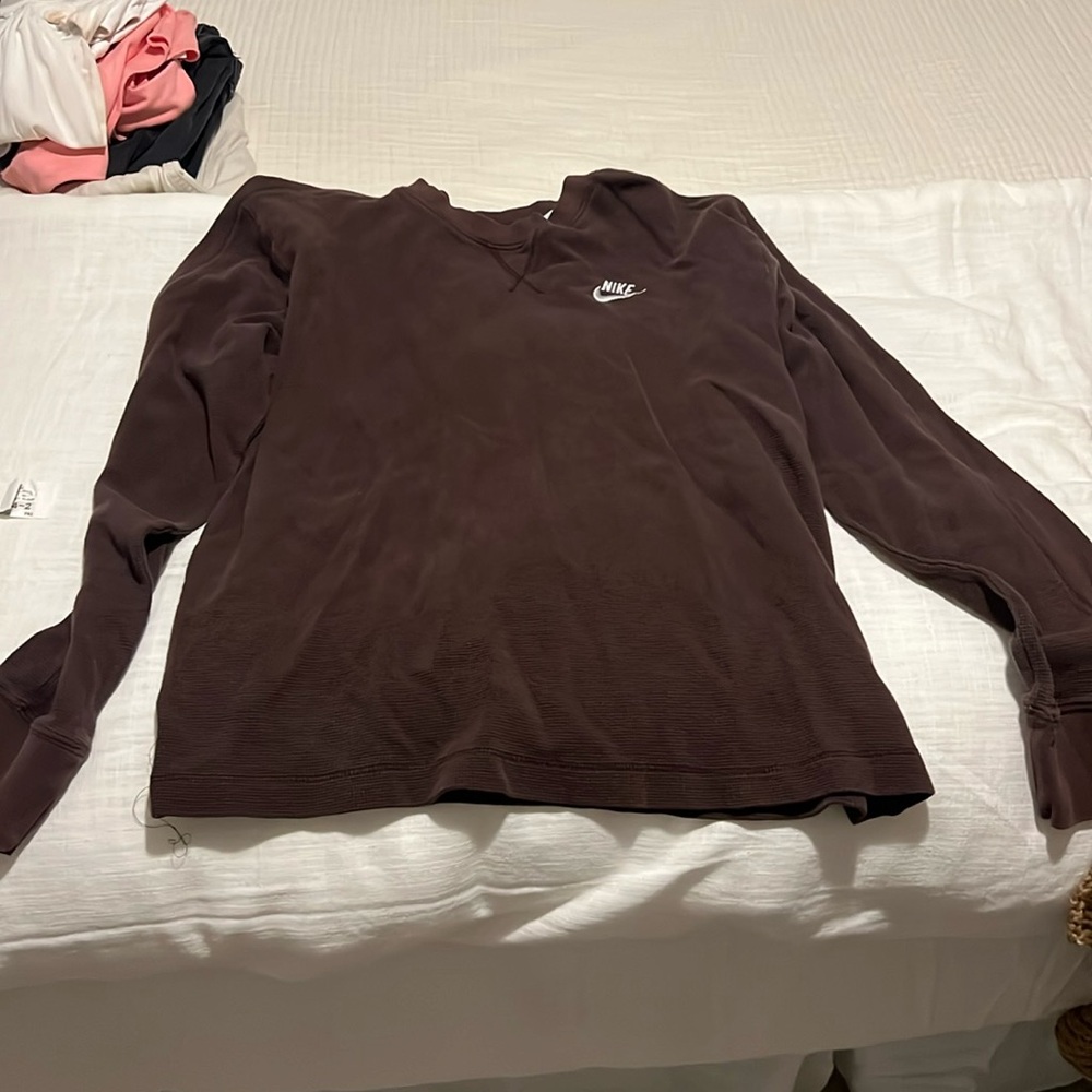 Brown Nike longsleeve men’s